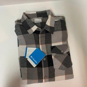 Columbia Mens Plaid Button down shirt